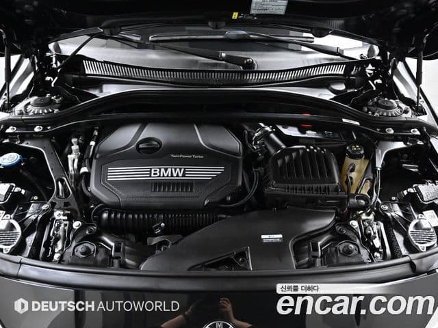 BMW 1 Series 2023 — Şəkil 11/20