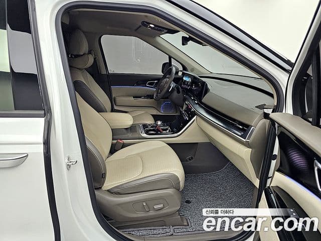 Kia Carnival 2021 — Şəkil 10/20