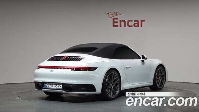Porsche 911 2024 — ფოტო 19/20