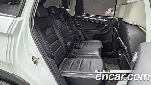 Volkswagen Tiguan 2020 — фото 12 из 20