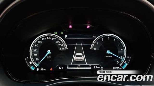 Genesis GV70 2022 — ფოტო 8/20