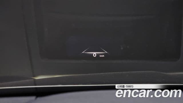 Genesis GV70 2022 — ფოტო 16/20
