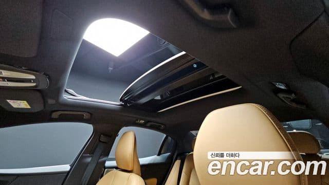 Volvo S60 2024 — Photo 3/20