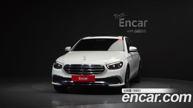 Mercedes-Benz E-Class 2021 — ფოტო 3/20