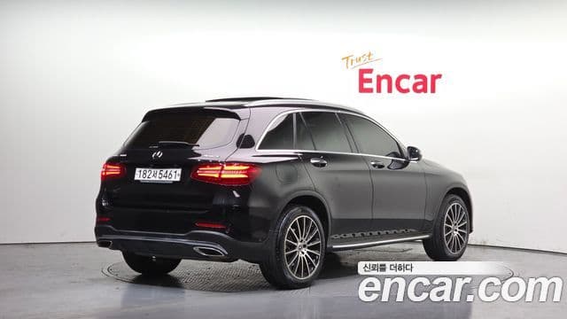 Mercedes-Benz GLC-Class 2019 — Şəkil 2/20