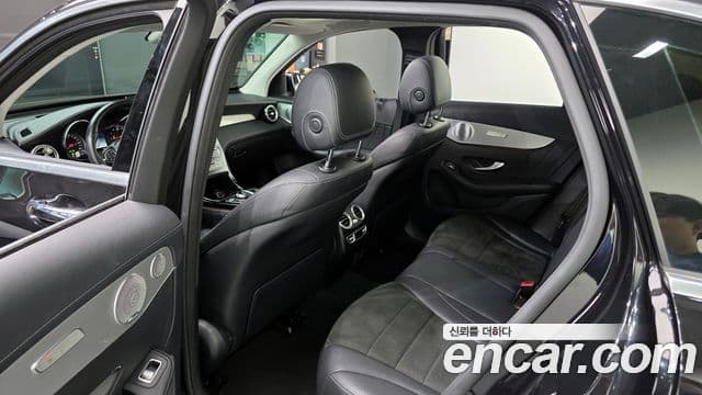 Mercedes-Benz GLC-Class 2019 — Şəkil 11/20