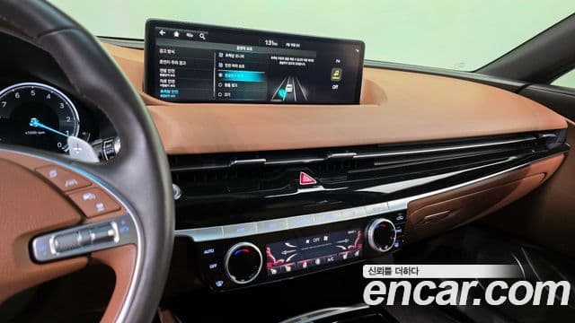 Genesis G80 2022 — Photo 14/20
