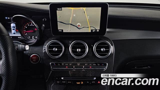 Mercedes-Benz GLC-Class 2018 — ფოტო 14/20