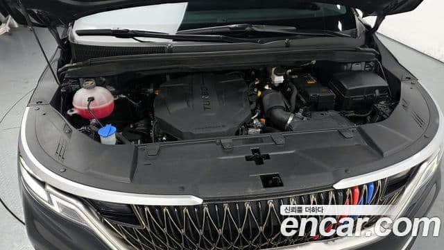 Kia Carnival 2021 — Photo 2/20