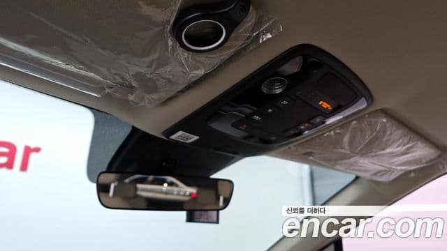 Kia Carnival 2021 — Photo 14/20