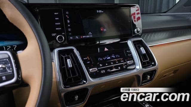 Kia Sorento 2020 — ფოტო 11/20