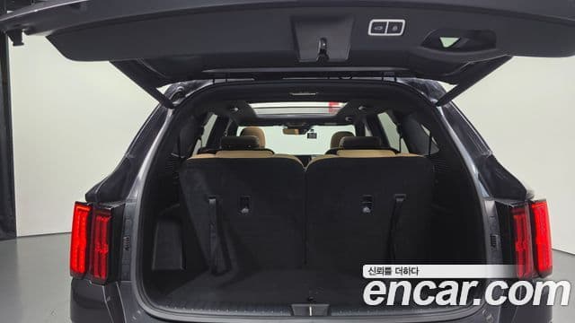 Kia Sorento 2020 — ფოტო 18/20