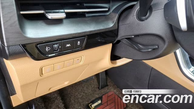 Kia Carnival 2020 — ფოტო 15/20