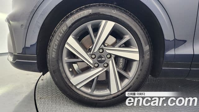 Genesis GV70 2025 — Photo 10/20
