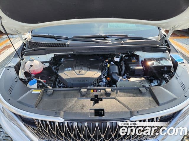 Kia Carnival 2023 — Фото 10/20