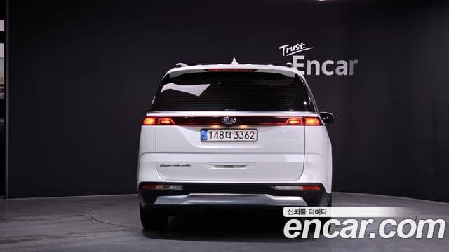 Kia Carnival 2020 — Фото 4/20