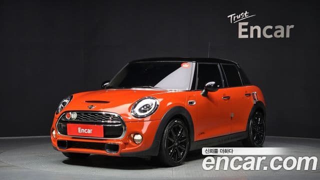 Mini Cooper S 2018 — Şəkil 9/20