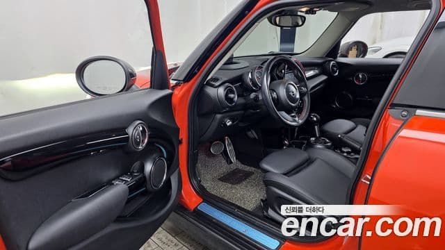 Mini Cooper S 2018 — Şəkil 11/20