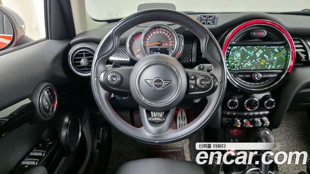 Mini Cooper S 2018 — Şəkil 13/20