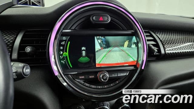 Mini Cooper S 2018 — Şəkil 15/20