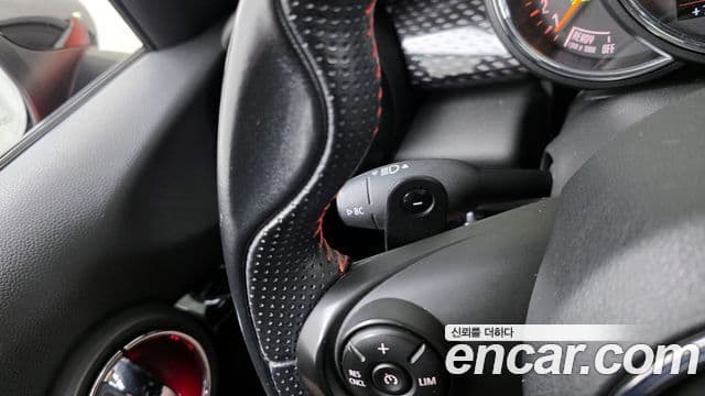 Mini Cooper S 2018 — Şəkil 18/20