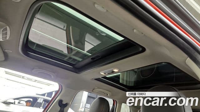 Mini Cooper S 2018 — Şəkil 19/20
