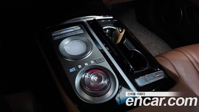 Genesis Electrified G80 2022 — ფოტო 9/20