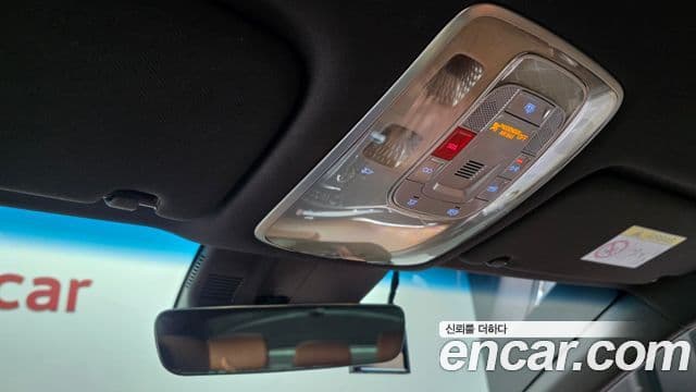 Genesis Electrified G80 2022 — ფოტო 18/20