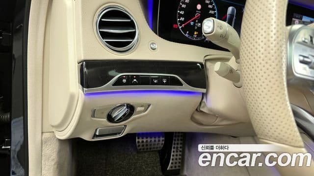 Mercedes-Benz S-Class 2018 — ფოტო 15/20