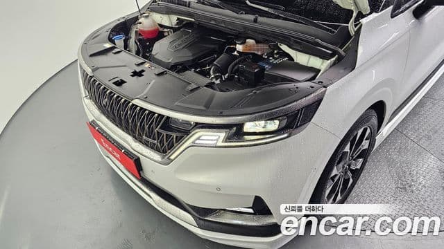 Kia Carnival 2022 — Фото 6/20