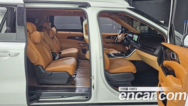 Kia Carnival 2022 — Фото 12/20