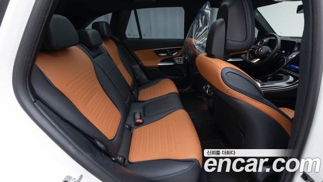 Mercedes-Benz GLC-Class 2025 — ფოტო 10/19