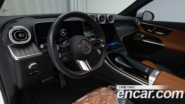 Mercedes-Benz GLC-Class 2025 — ფოტო 15/19