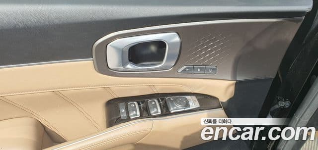 Kia Sorento 2024 — ფოტო 15/20