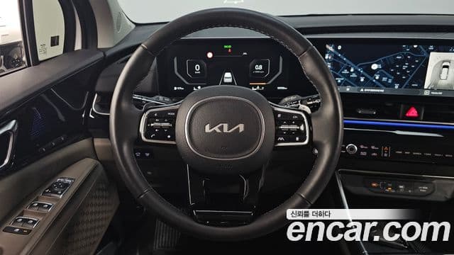 Kia Carnival 2024 — ფოტო 13/20