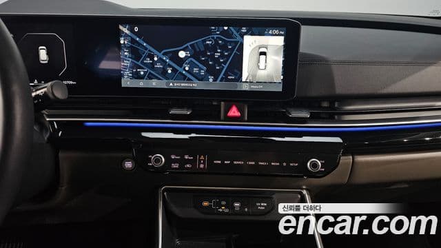 Kia Carnival 2024 — ფოტო 14/20