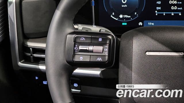 Hyundai Santa Fe 2025 — ფოტო 19/20