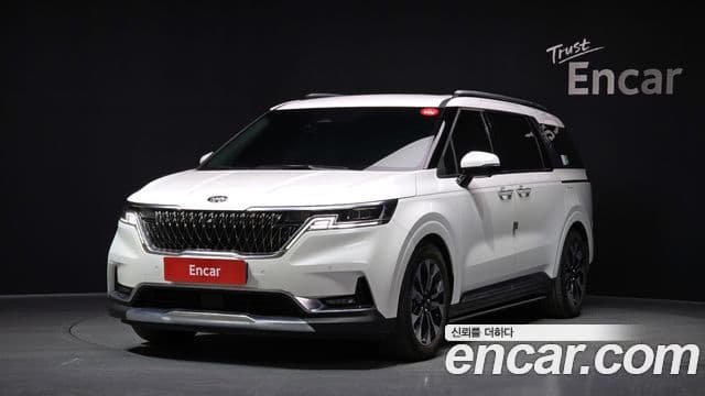 Kia Carnival 2020 — Фото 1/20