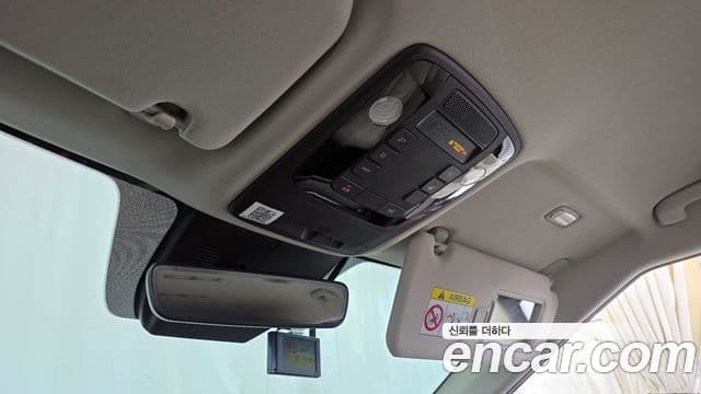 Kia Carnival 2020 — Фото 18/20