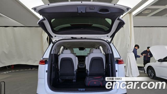 Kia Carnival 2020 — Фото 20/20