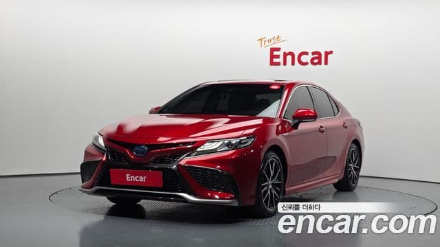 Toyota Camry 2021 — Photo 11/20