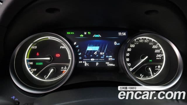 Toyota Camry 2021 — Photo 9/20