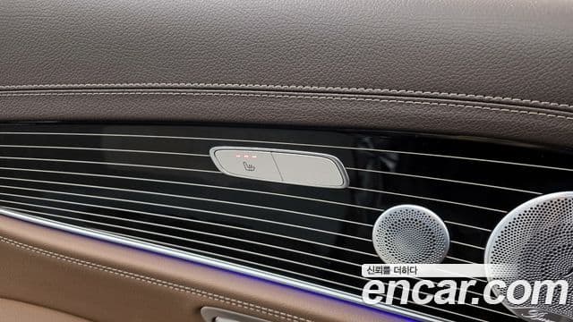 Mercedes-Benz E-Class 2020 — Şəkil 19/20