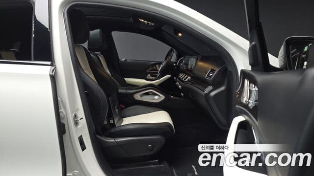 Mercedes-Benz GLE-Class 2022 — Фото 11/20