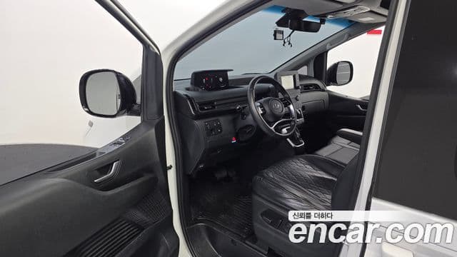 Hyundai Staria 2022 — Şəkil 10/20