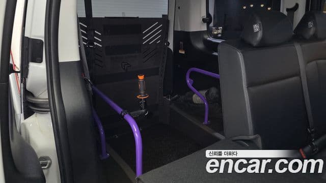 Hyundai Staria 2022 — Şəkil 17/20