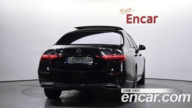 Mercedes-Benz S-Class 2022 — Photo 5/20