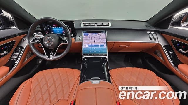 Mercedes-Benz S-Class 2022 — Photo 2/20