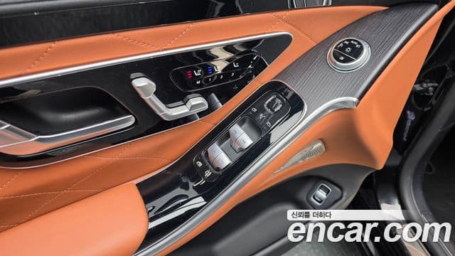 Mercedes-Benz S-Class 2022 — Photo 16/20