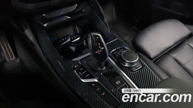 BMW X4 2021 — Şəkil 9/20